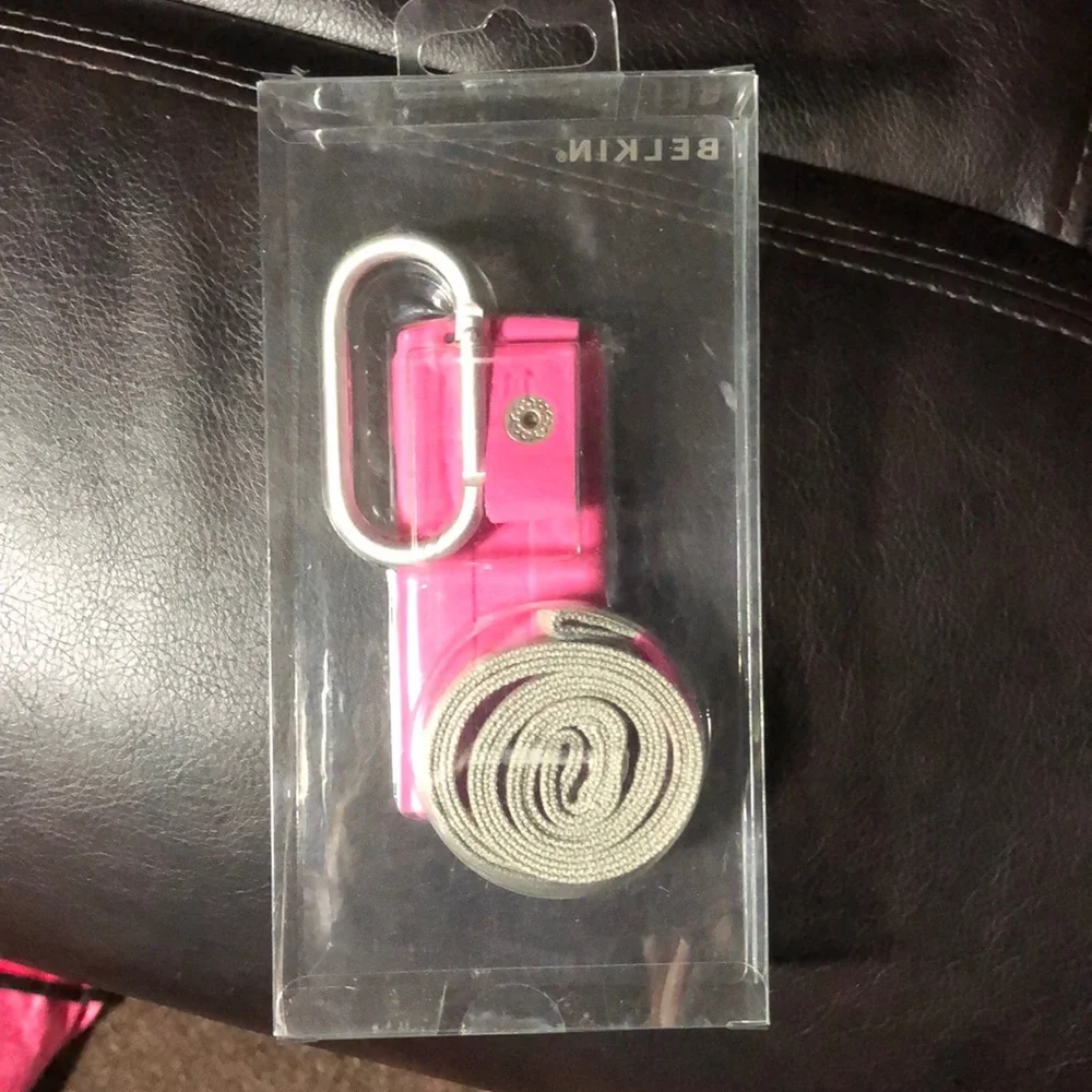 Belkin Silicone Case for IPod Pink